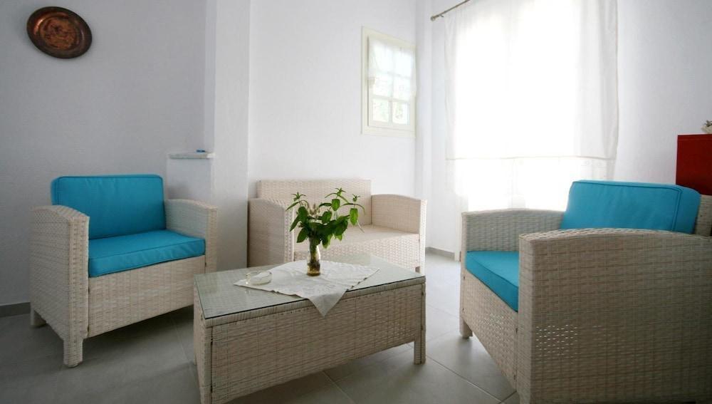 Agnadi Hotel Agia Anna  Exterior photo