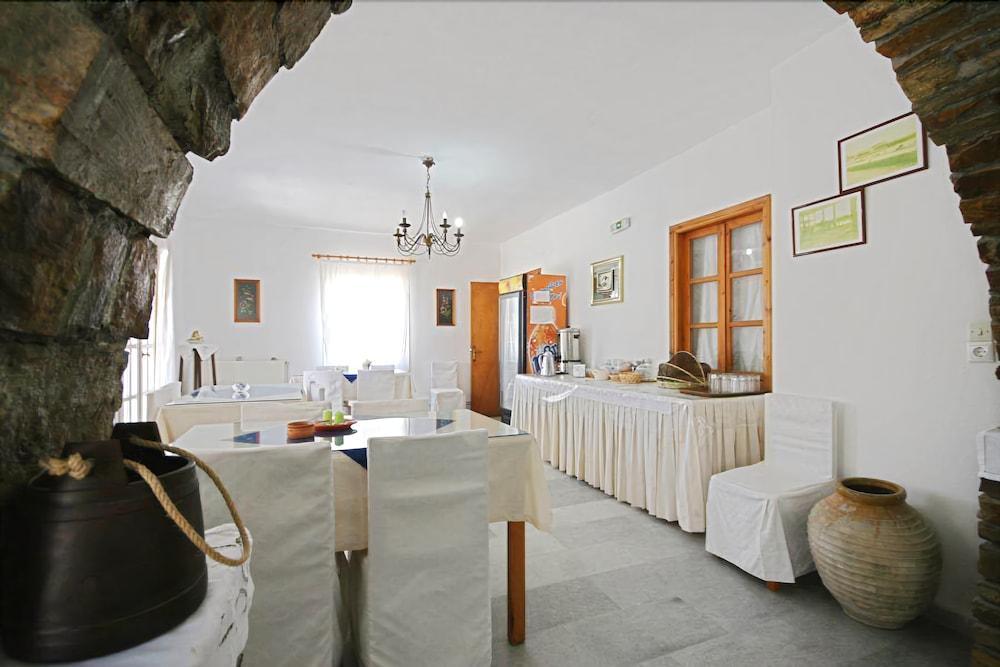 Agnadi Hotel Agia Anna  Exterior photo