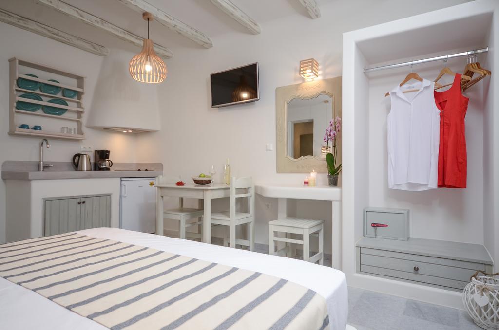 Agnadi Hotel Agia Anna  Exterior photo