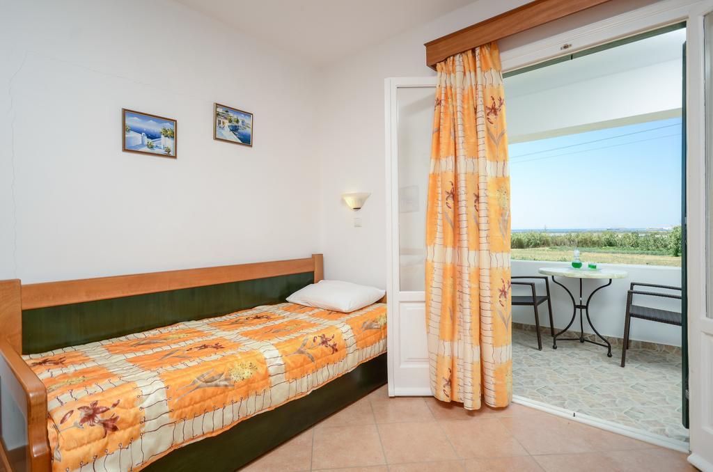 Agnadi Hotel Agia Anna  Exterior photo